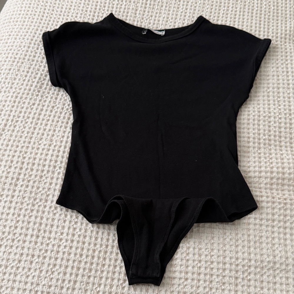 Zara Classic Black Top
